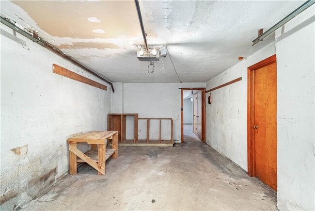 Building Photo - 51 Ambrose St