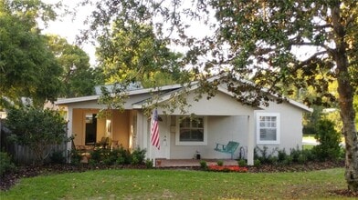 Building Photo - 411 Sandspur Rd