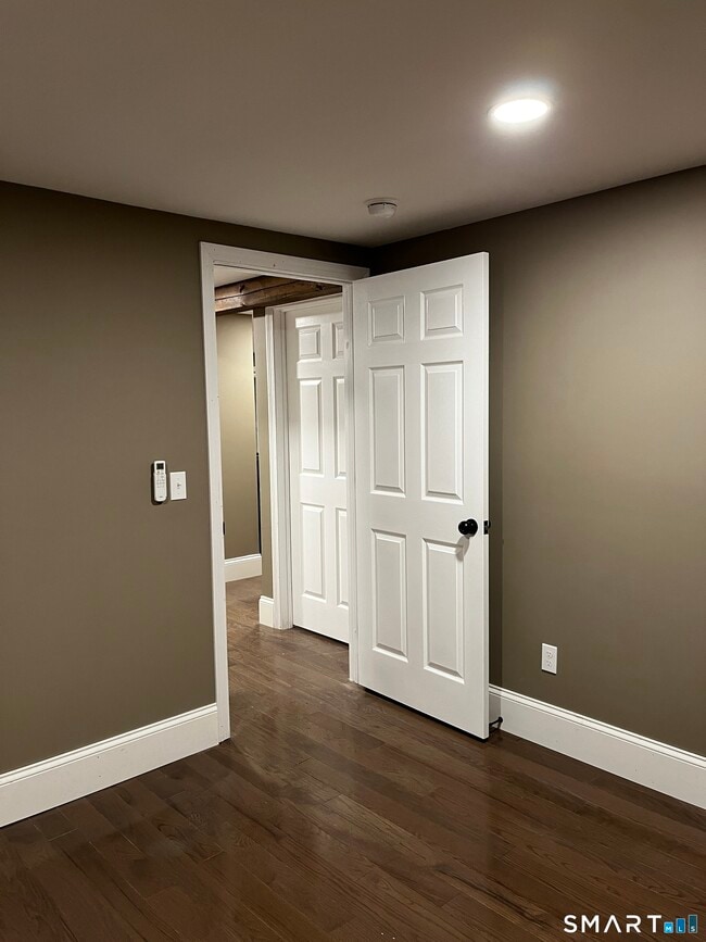 Building Photo - 244 Bigelow Hollow Rd