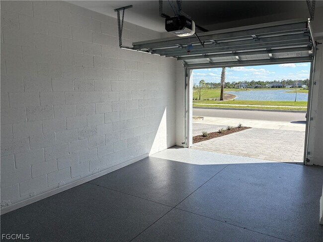 Building Photo - 44076 Bellamy Pl