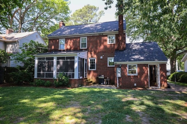 Building Photo - Beautiful 3BR/1.5BA Home in Newport News, VA - Move-in Ready!