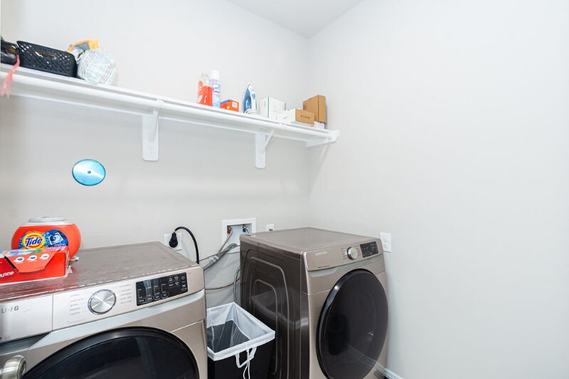 Building Photo - 110 Turner St