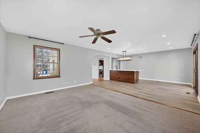 Building Photo - 4524 Washington St