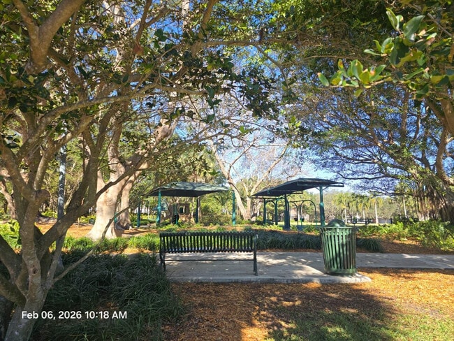 Building Photo - 2177 Montpeliar