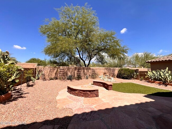 Building Photo - 12992 Westminster Dr