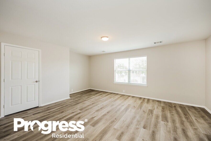 Building Photo - 3455 Blue Topaz