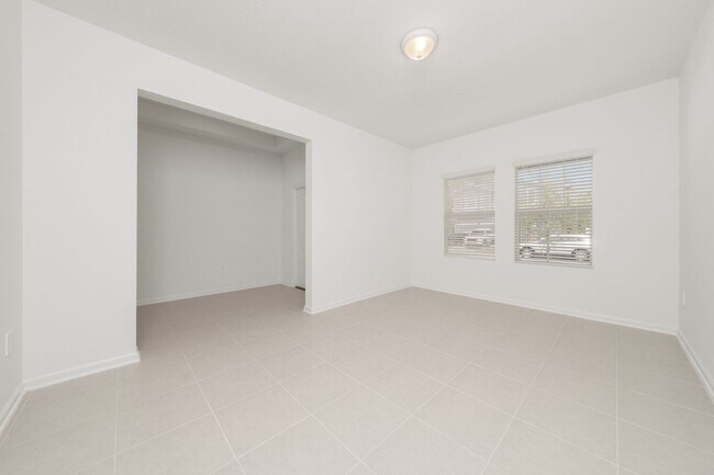 Building Photo - 3 Bedrrom 2 bathroom + Office-Brand-New Luxury Living in Rivington – DeBary, FL