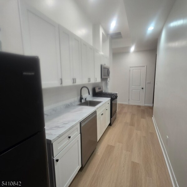 Building Photo - 65 Clendenny Ave