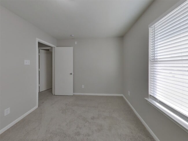 Building Photo - 19042 S Whimsey Dr