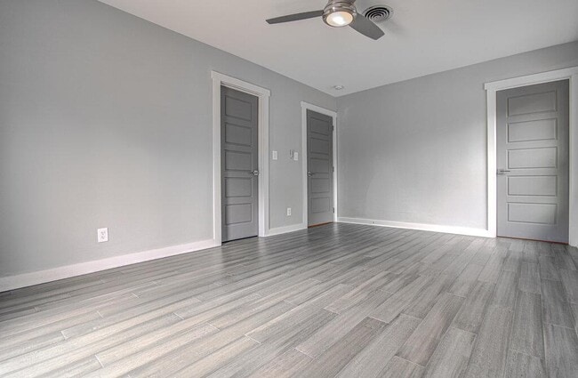 Building Photo - 1311 Westmoor Dr