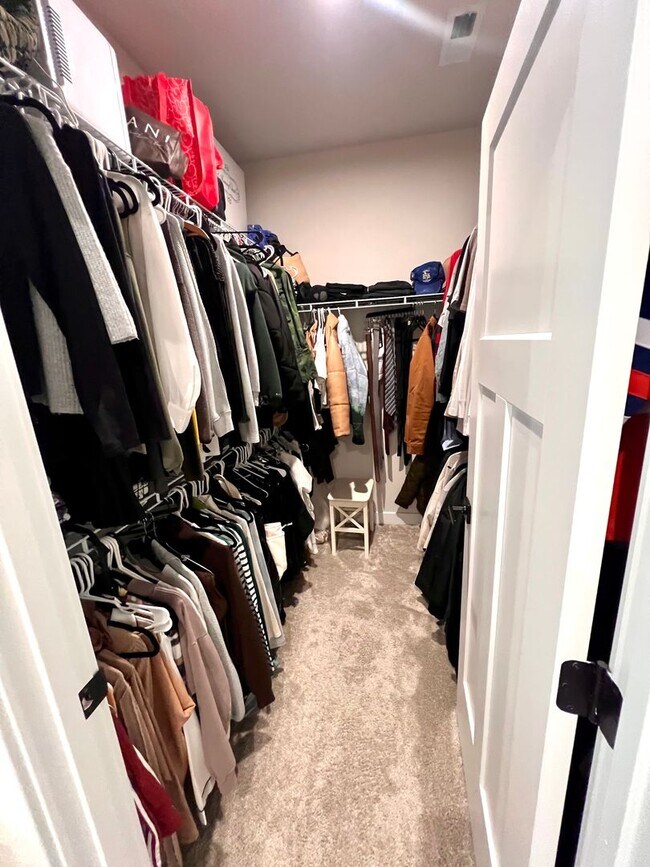 Building Photo - Canonsburg - 3 Bedroom 2.5 Bathroom Townhome For Rent