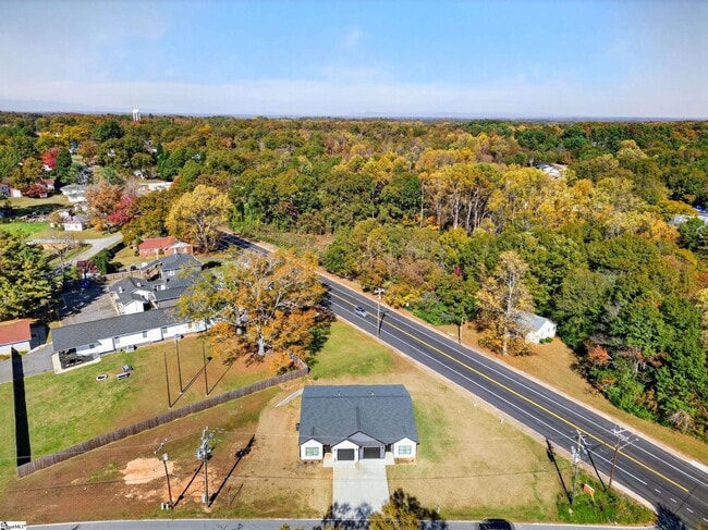 Building Photo - 404 Fairfield St