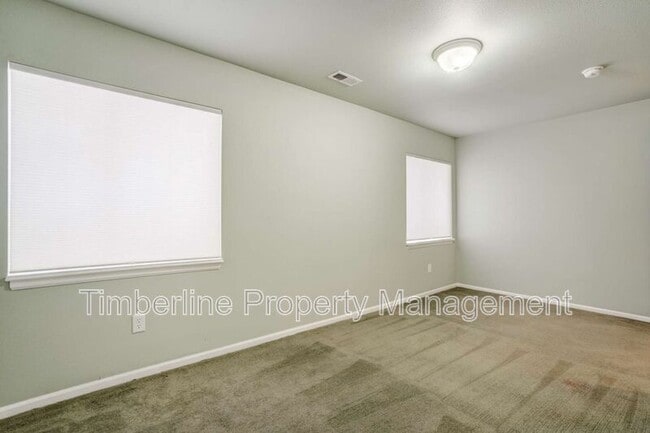 Building Photo - 14480 Tierra Dr