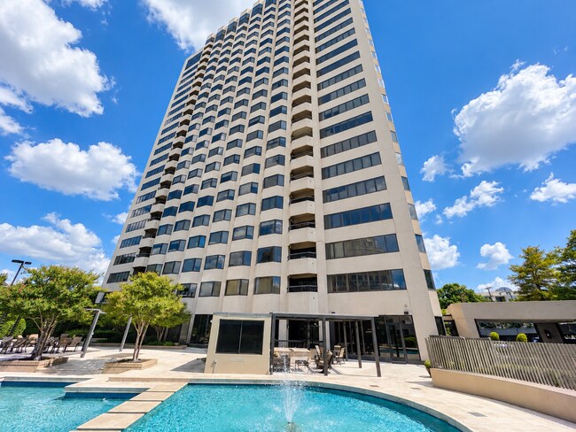 Building Photo - 3030 McKinney Ave