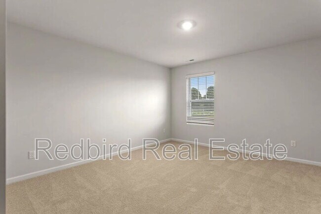 Building Photo - 1611 Manuka Ln