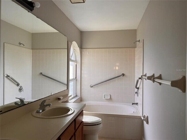 Building Photo - 8013 Gamboge Ct