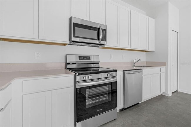 Building Photo - 2788 Pierr St