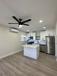 Building Photo - 4311 Dwight St