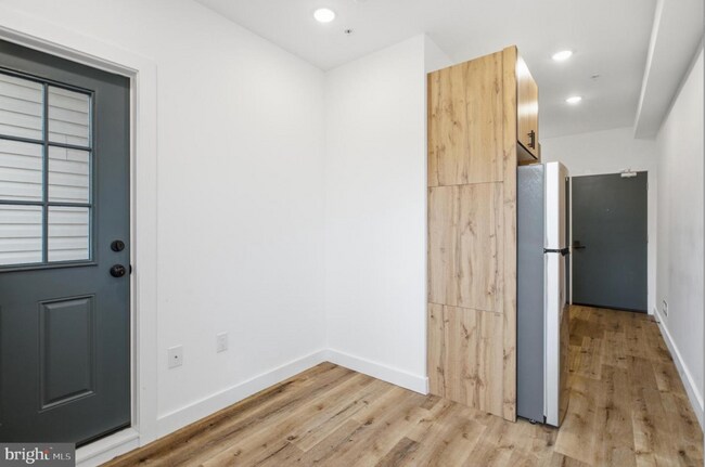 Building Photo - 4243 Mantua Ave