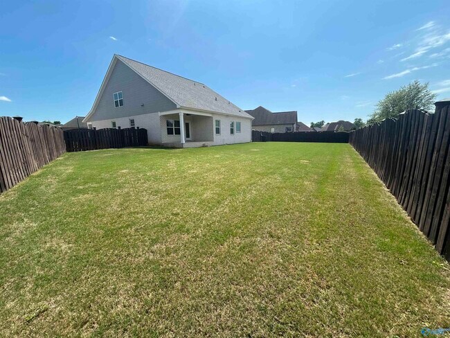 Building Photo - 14889 Imperial Dr