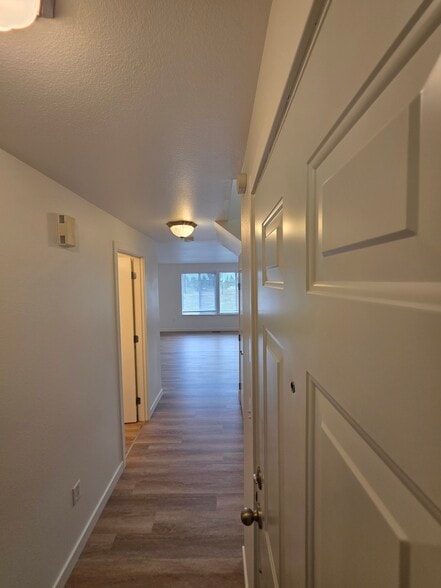 Entrance - 10515 140th Avenue Ct E