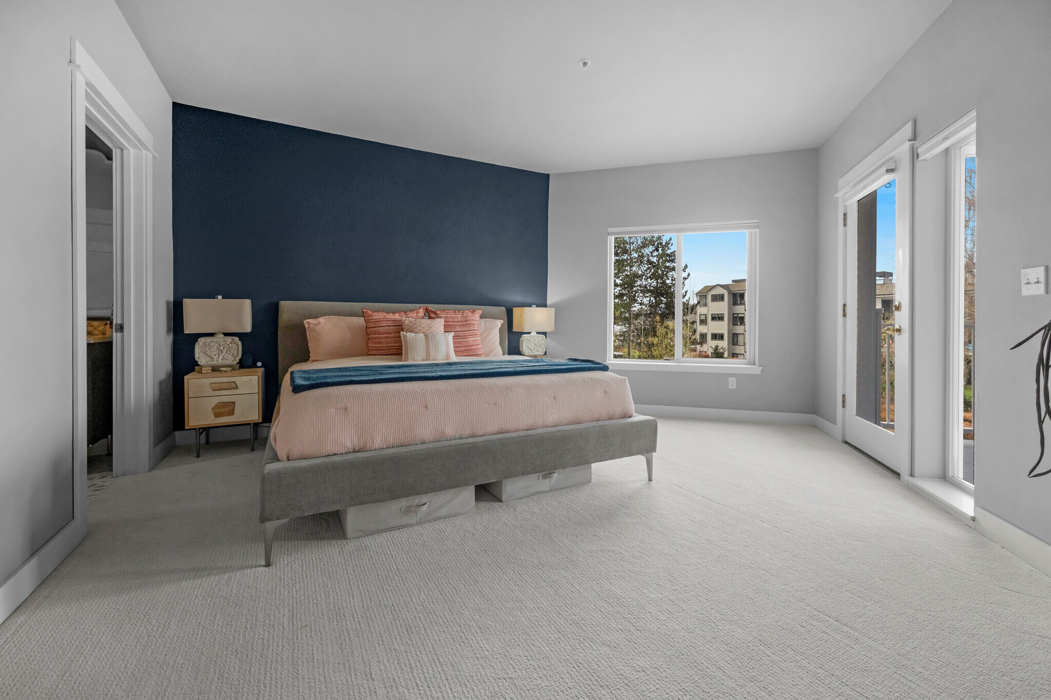 Building Photo - 6125 NE 175th St