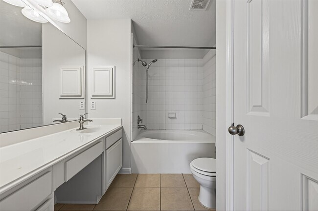 Building Photo - 10826 Aly Trace Ct