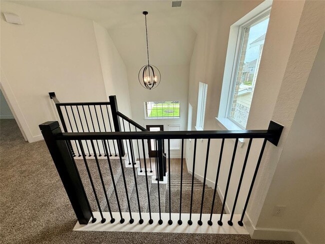 Building Photo - 31015 Myers Hvn Ln