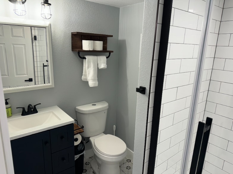 Building Photo - 1832 Sapling Ct