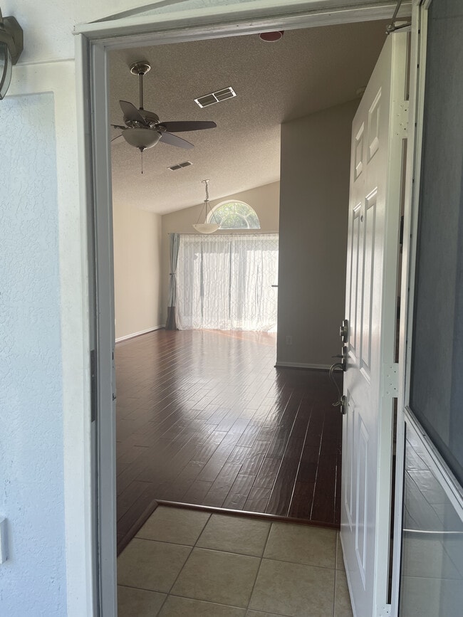 Building Photo - 2446 Briarcreek Dr