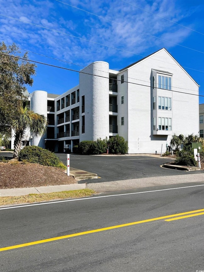 Primary Photo - 201 N Hillside Dr