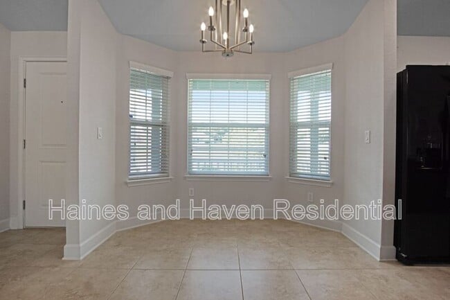 Building Photo - 1217 Forest Hill Dr