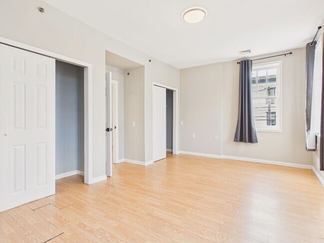 Building Photo - 1001 N 3rd St