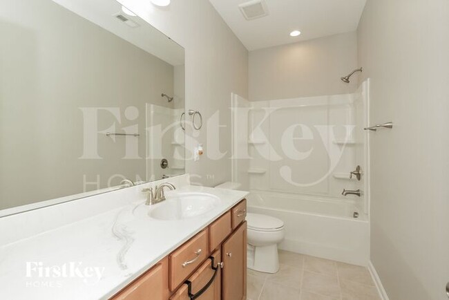 Building Photo - 7724 Meridale Forest Dr