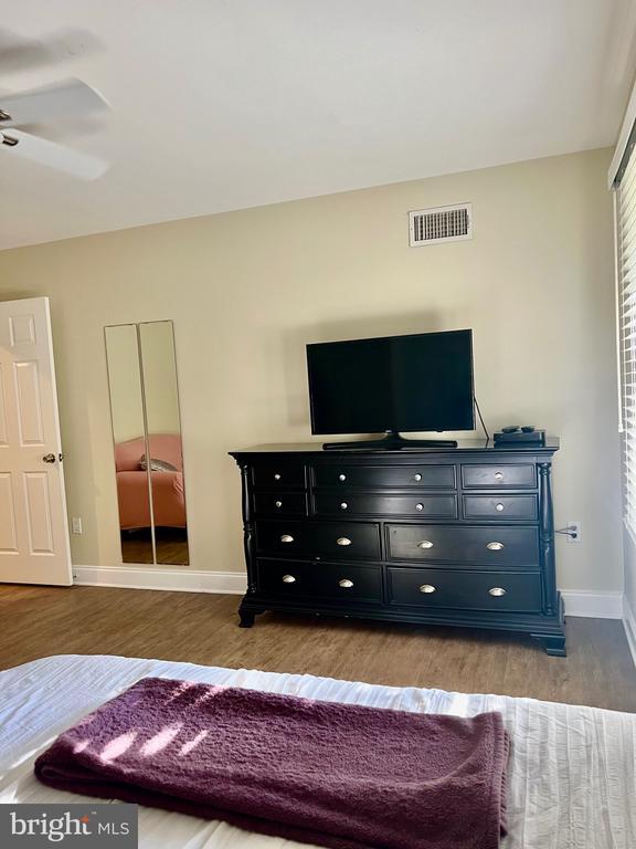 Building Photo - 1542 Crowell Rd