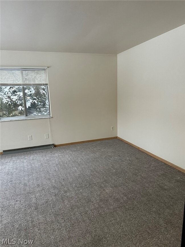 Building Photo - 124 Kenridge Rd