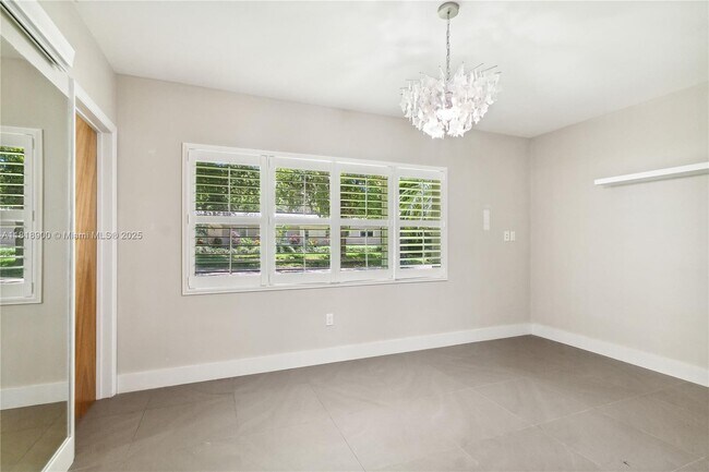 Building Photo - 601 Tibidabo Ave