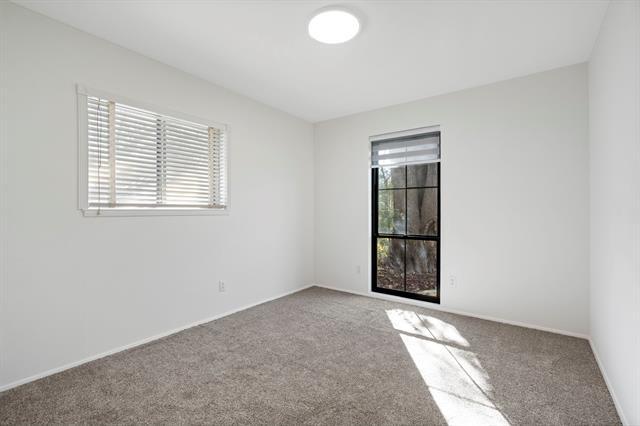 Building Photo - 12611 High Meadow Dr