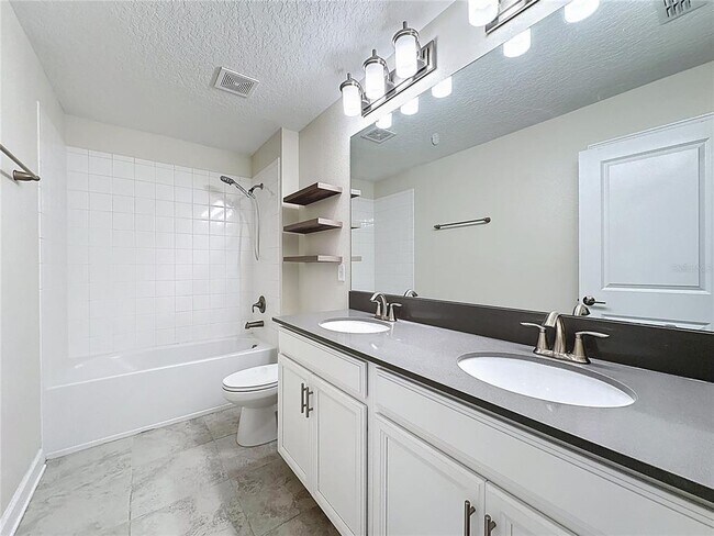 Building Photo - 521 Brunswick Dr