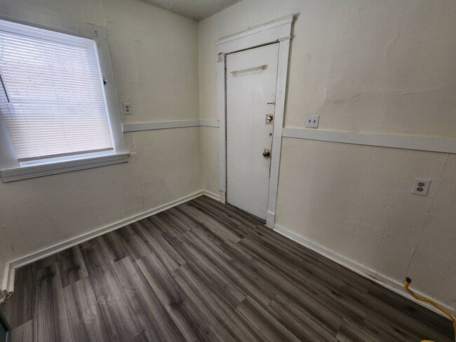 Building Photo - 14012 Scioto Ave