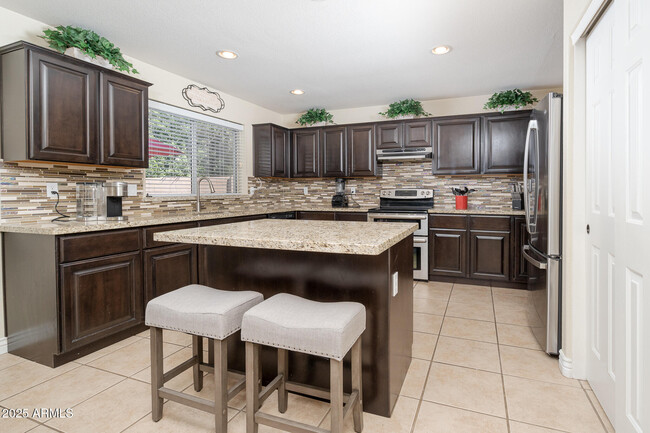 Building Photo - 3302 E Rosemonte Dr