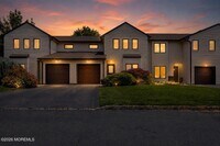 Building Photo - 185 Pear Dr