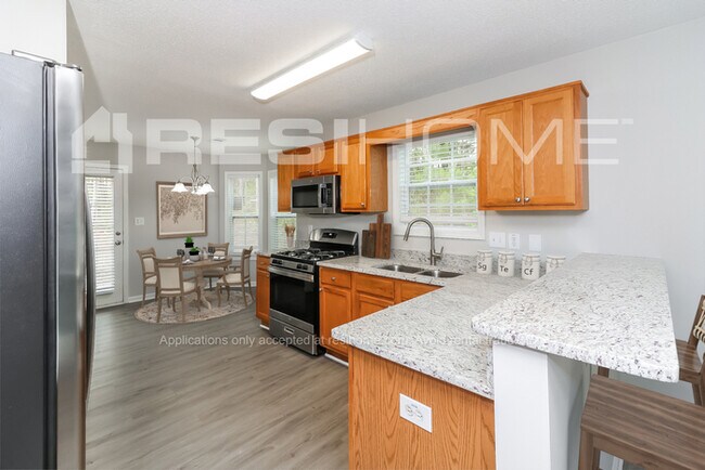 Building Photo - 1450 Binford Pl