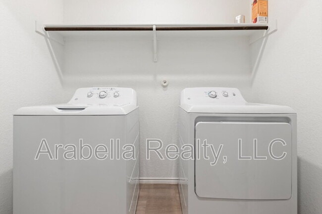 Building Photo - 12006 Still Pass