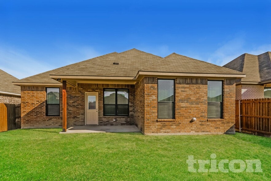 Building Photo - 10316 Ft Teran Trl