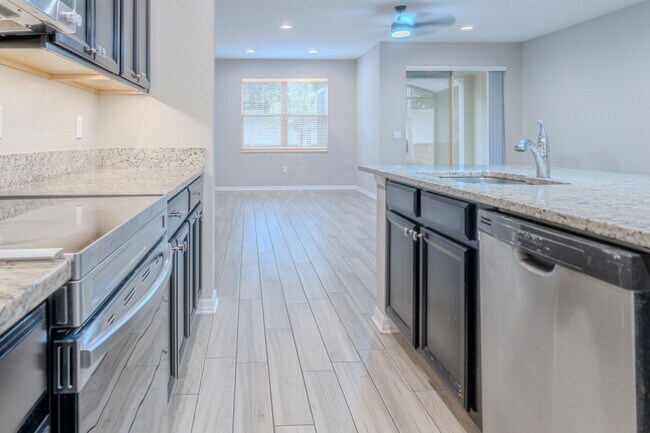 Building Photo - 11926 Sands Cv