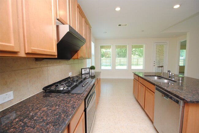 Building Photo - 26806 Skylark Blf Trl