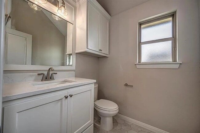 Building Photo - 11616 NW 104th St