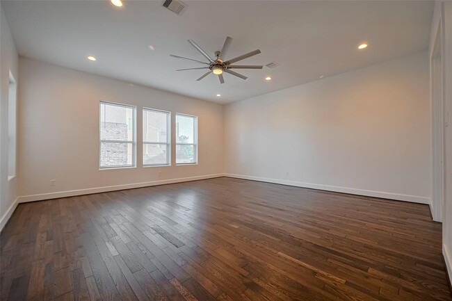 Building Photo - 9404 Glenfield Ct