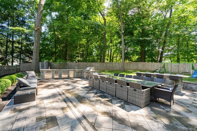 Building Photo - 9 E Stemmer Ln